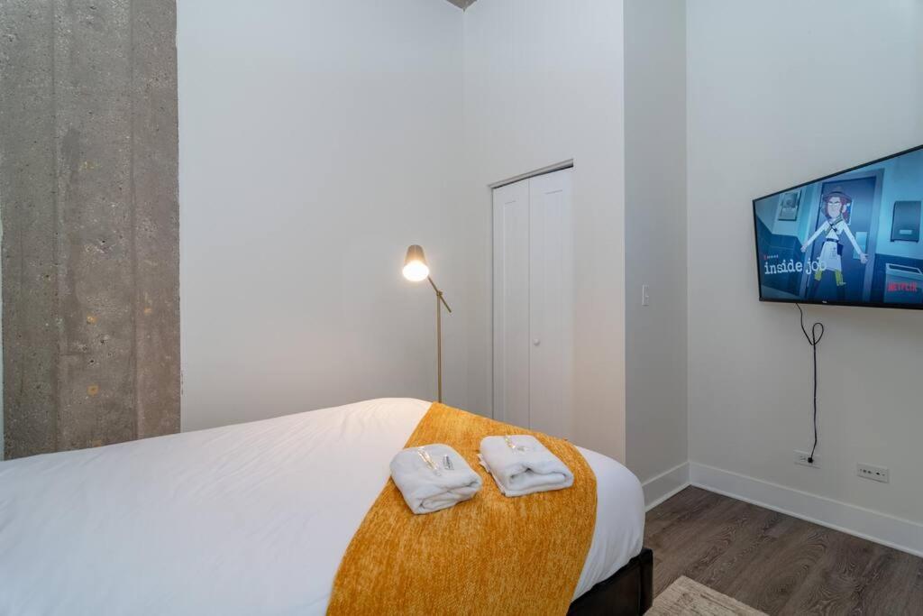 Mccormick Place 2Br Stylish Suite With Optional Parking And Gym For Up To 8 Guests Near Soldier Field And Grant Park Chicago Eksteriør billede